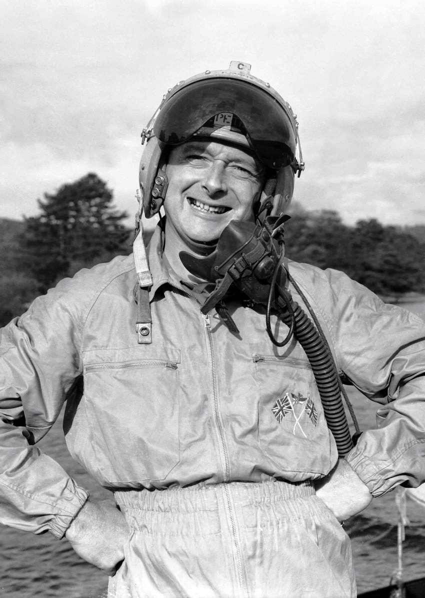 DONALD CAMPBELL; OBSESIÓN POR LA VELOCIDAD